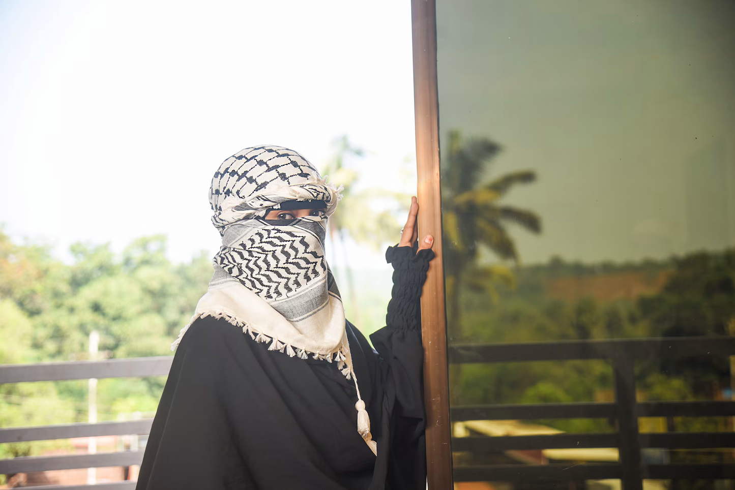 Pre-order - Kufiya/Keffiyeh Black/White 100% Cotton