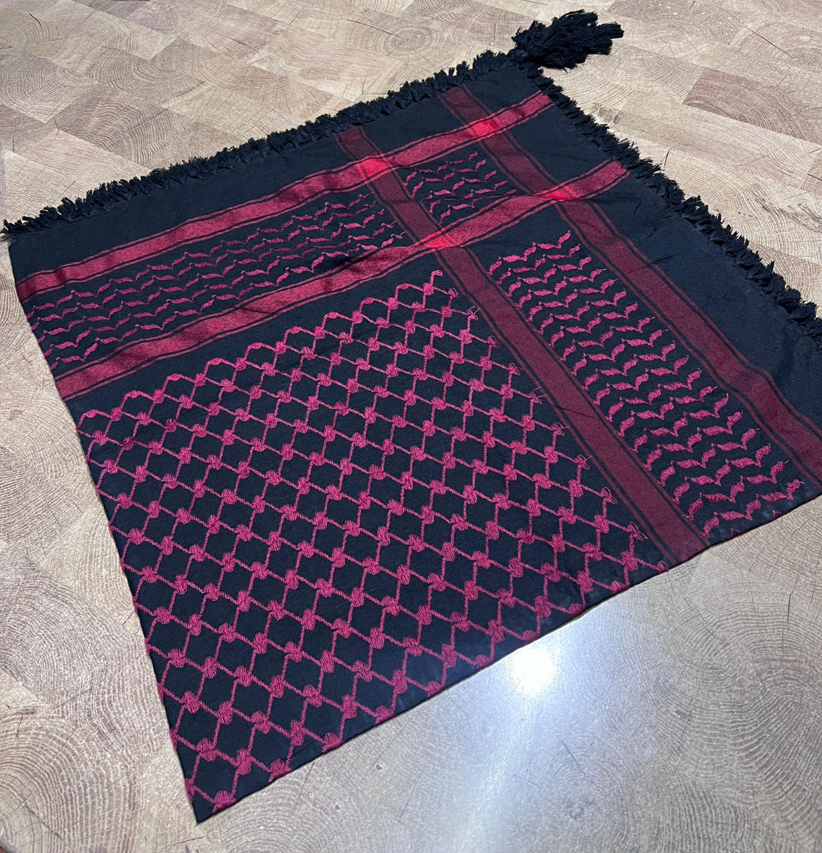 Kufiya/Keffiyeh Red/Black 100% Cotton