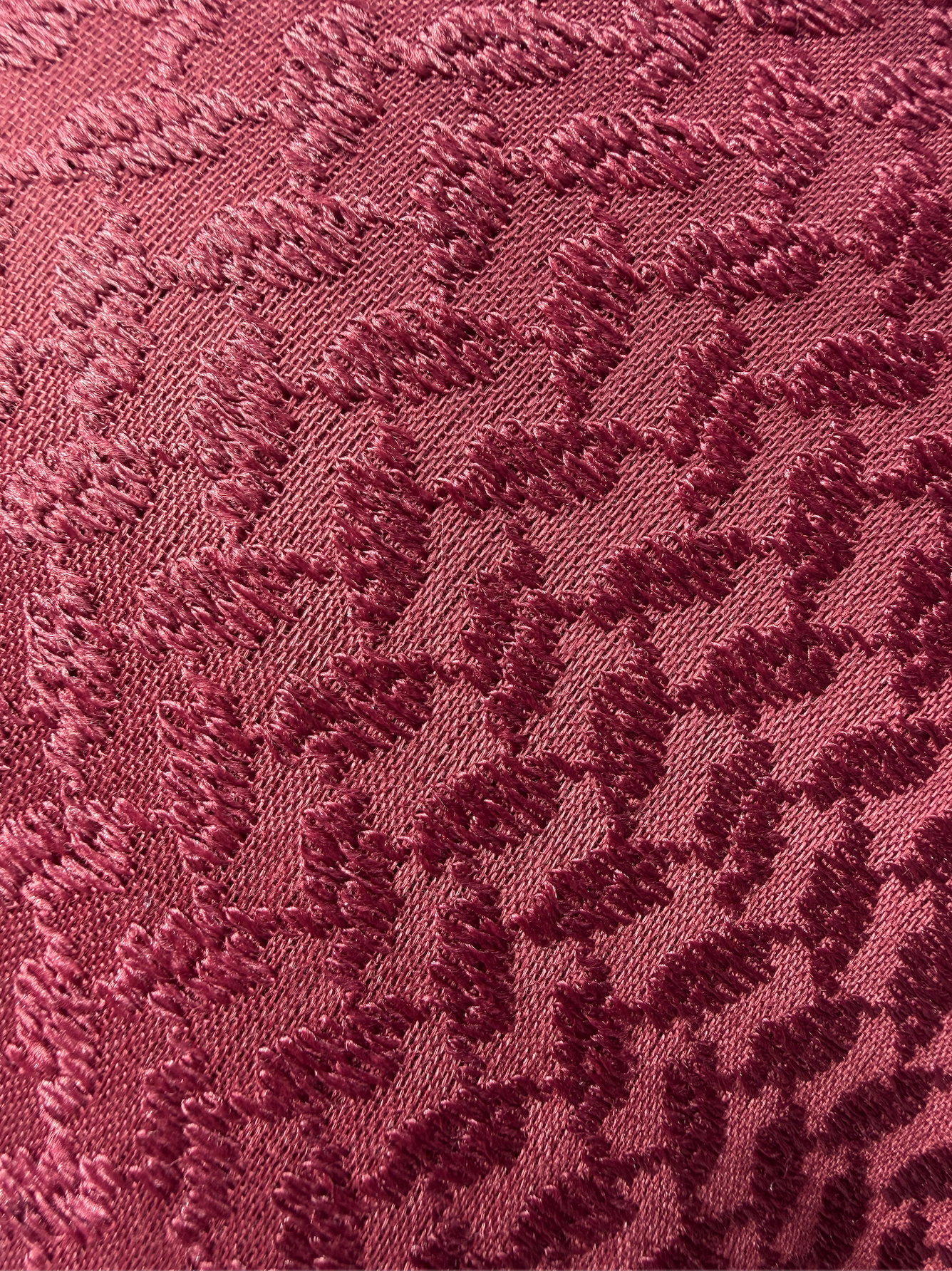 Kufiya/Keffiyeh avec Flocons Blancs Noir-Blanc 127x127 cm + Drapeau de la Palestine 90x150 cm Offre Combi