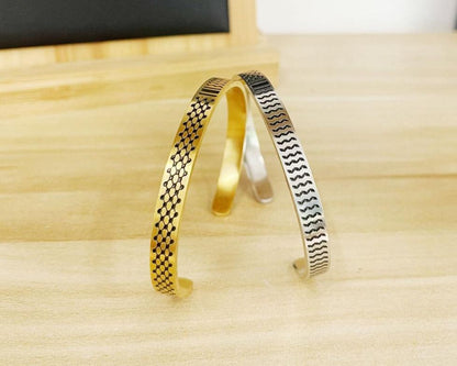 Palestine Bracelet with Keffiyeh Pattern Gold/Silver