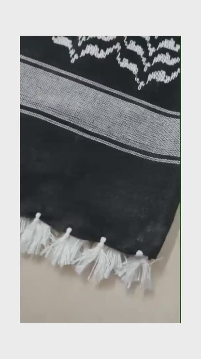 Kufiya/Keffiyeh Schwarz mit weißen Fransen 100% Baumwolle